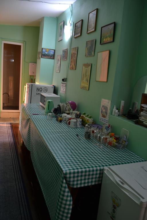 Green Stairs Guest house Tbilisi Buitenkant foto